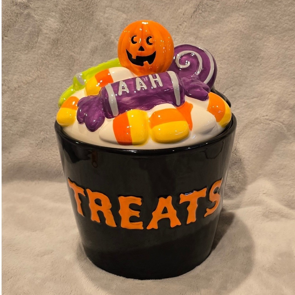 Happy Halloween Ceramic Candy Cookie Jar Canister Pumpkin Lid Black Orange 10.5"